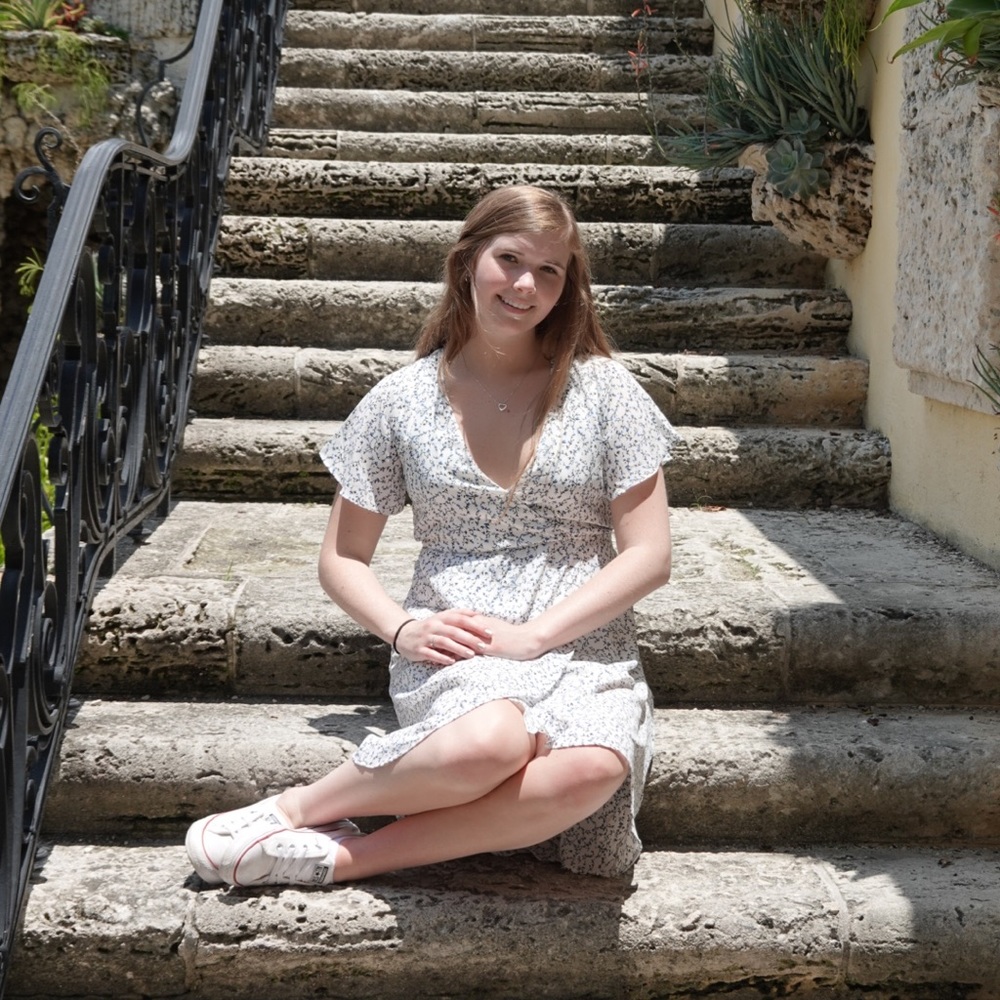 Meet your Posher, Julianna